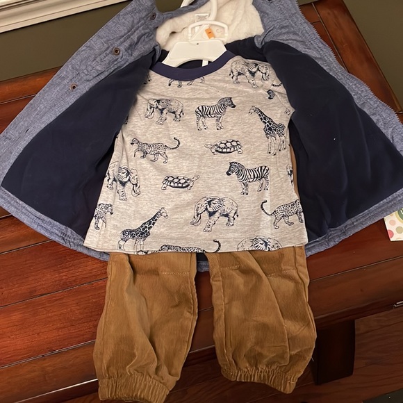 Three piece outfit - Picture 3 of 3